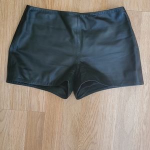 Parker genuine leather shorts, black, size 2